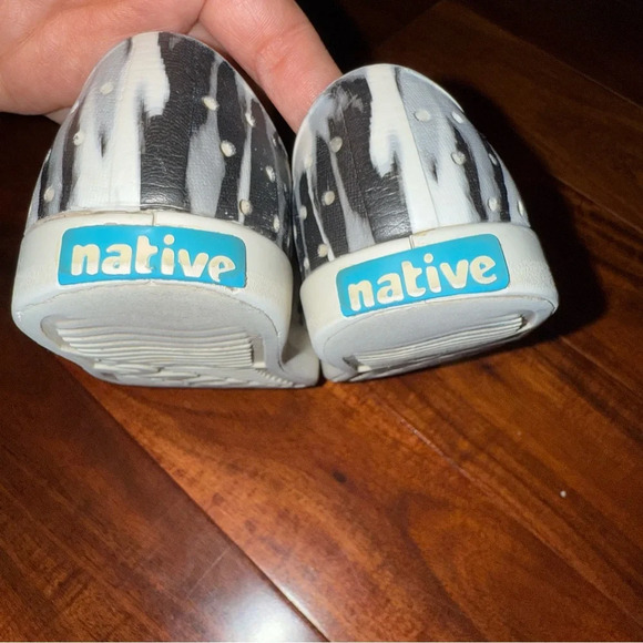 Native Black and White Water Shoes Slip-On 12 toddler - Picture 7 of 8